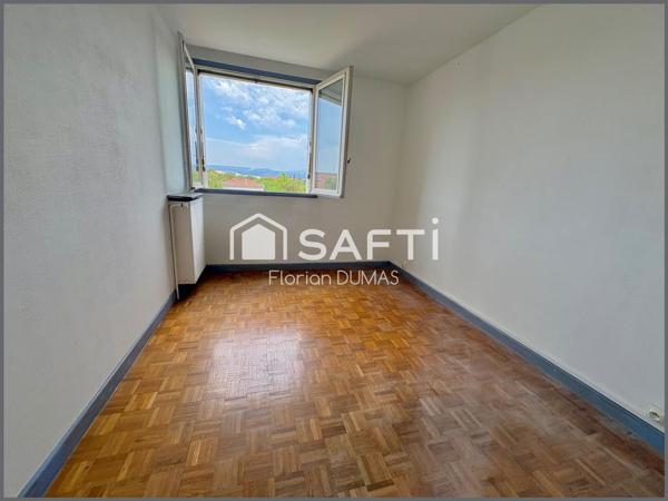 T4 avec balcon et parking - secteur Chateauvert