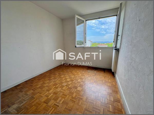 T4 avec balcon et parking - secteur Chateauvert