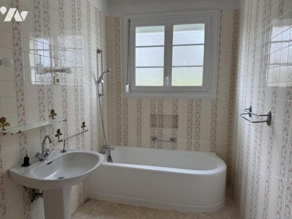 Bourg de PLOUGUENAST