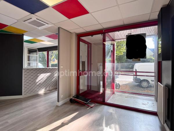 Bureaux climatisés 125 m² – Vitrine 10 mètres – Parkings – Proche Gare Sud / St Hélier