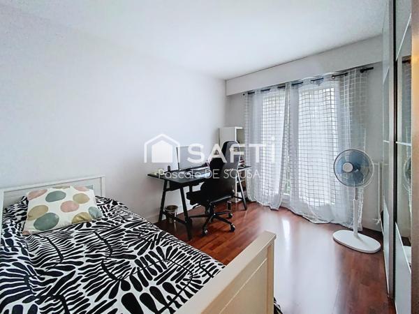 3 pièces lumineux en dernier étage avec terrasse, proche toutes commodités