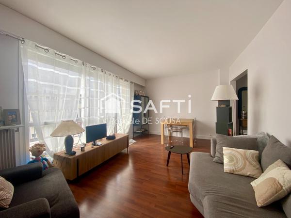 3 pièces lumineux en dernier étage avec terrasse, proche toutes commodités