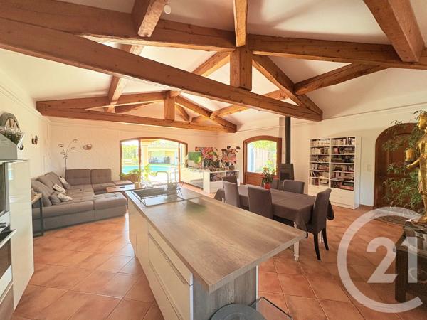 Maison à vendre  7 pièces - 198 m 2   LA SEYNE SUR MER  - 83