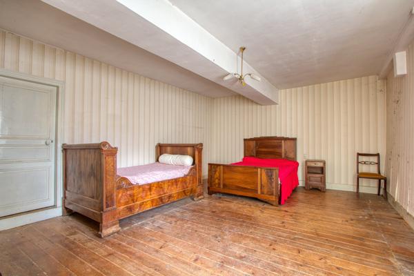 Montbellet (71260) Propriété à fort potentiel + Terrains constructibles