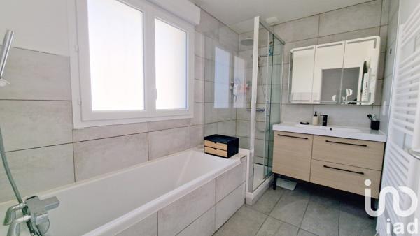 Maison à vendre 4 pièces 72 m² Évry-Grégy-sur-Yerre