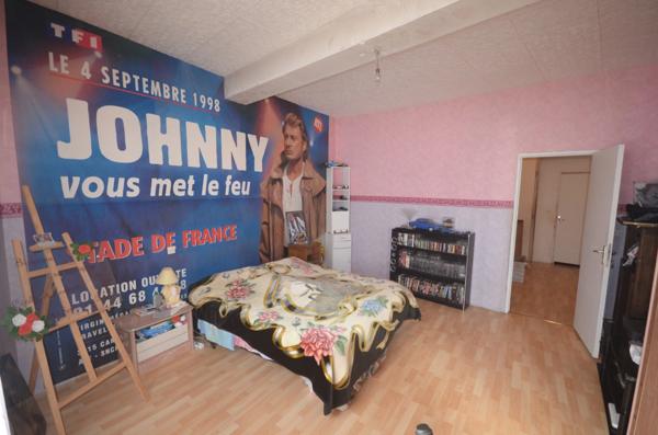 NEUILLY SAINT FRONT (02) Maison à vendre de 5 pièces avec beau terrain, dépendance et grand carport.