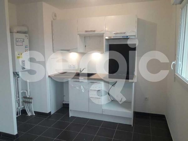 Location 3 Pieces 59 77170 Brie Comte Robert 67 0359 02 0001