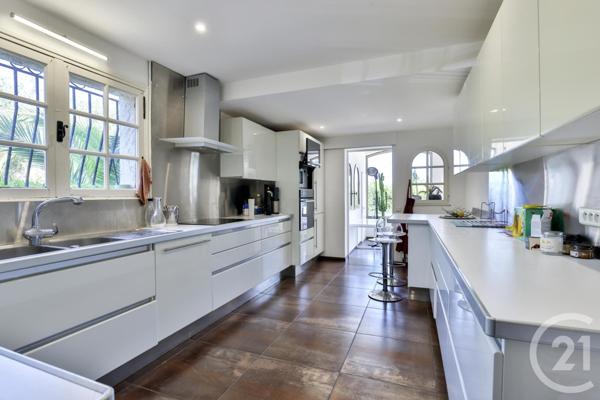 Maison à vendre  8 pièces - 245,05 m2 COLOMARS - 06