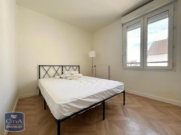 Appartement à louer 4 pièces 71.5m² Choisy-le-Roi (94600)