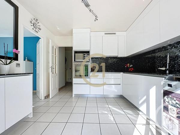 Maison à vendre  6 pièces - 139,39 m2 VAUREAL - 95