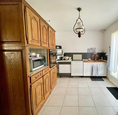 Saint-Germain-lès-Arpajon (91180) Maison 3 chambres, avec sous-sol total sur 433 m² de jardin clos