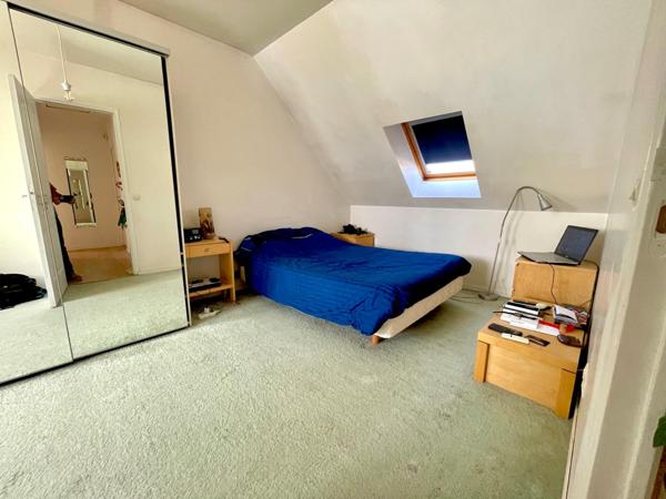 Saint-Germain-lès-Arpajon (91180) Maison 3 chambres, avec sous-sol total sur 433 m² de jardin clos