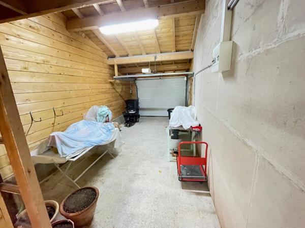 Maison plain pied avec 2 garages