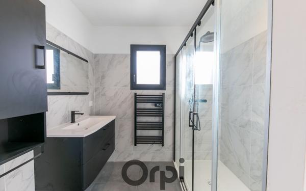 Maison à vendre    5 pièces •  Perpignan