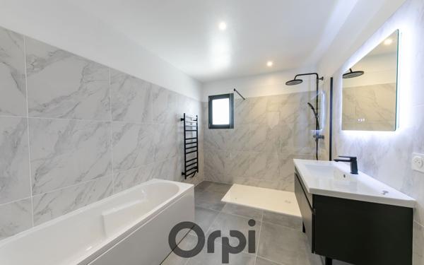 Maison à vendre    5 pièces •  Perpignan