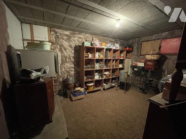 Pavillon au coeur de CHARNY avec jardin