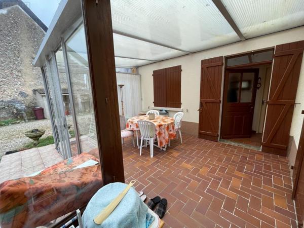 Maison à vendre à Saint-Julien-du-Sault dans l'Yonne (89330), ref : 230003