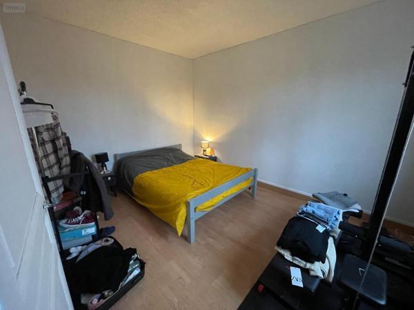 Maison à vendre à Saint-Julien-du-Sault dans l'Yonne (89330), ref : 230003