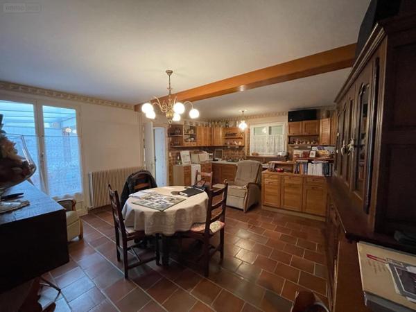 Maison à vendre à Saint-Julien-du-Sault dans l'Yonne (89330), ref : 230003