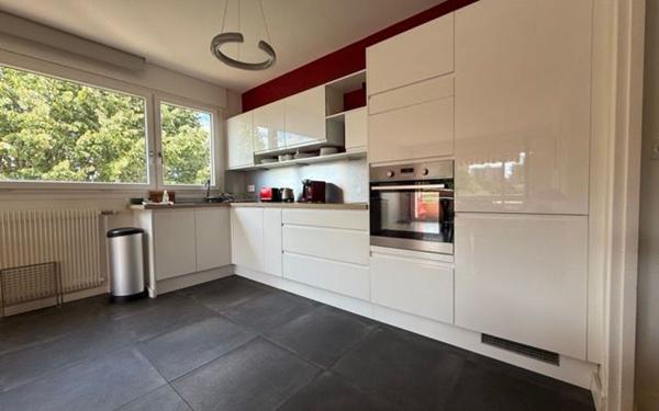 Appartement à vendre    4 pièces • 84,66 m2 Écully