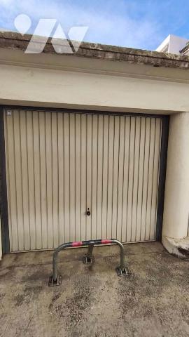 NICE/ Libération, garage fermé de plain pied