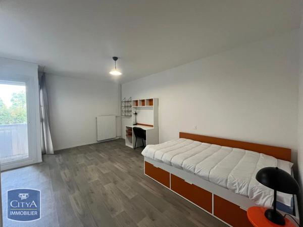 Appartement à louer 1 pièce 32.3m²