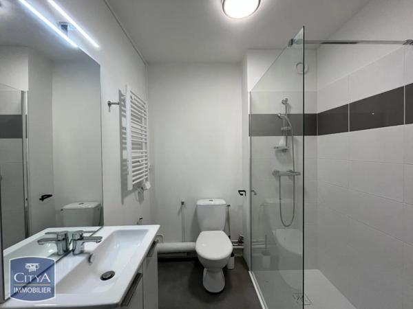 Appartement à louer 1 pièce 32.3m²