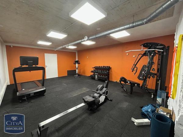 Appartement à louer 1 pièce 32.3m²