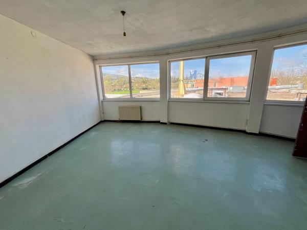 Immeuble à vendre à Le Chambon-Feugerolles (42500) - Loire