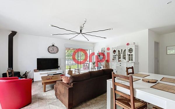 Maison à vendre    5 pièces •  Saint-Estève