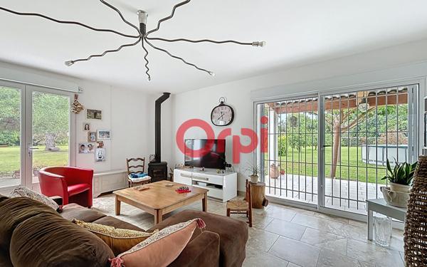 Maison à vendre    5 pièces •  Saint-Estève