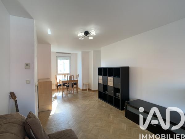 Location appartement 3 pièces 63 m² Villejuif