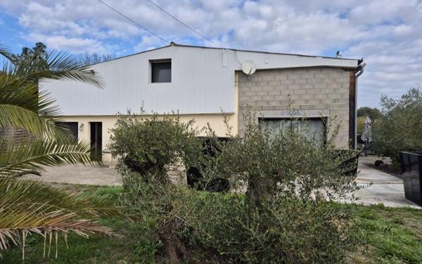 Maison à vendre    3 pièces •  La Selle-Craonnaise