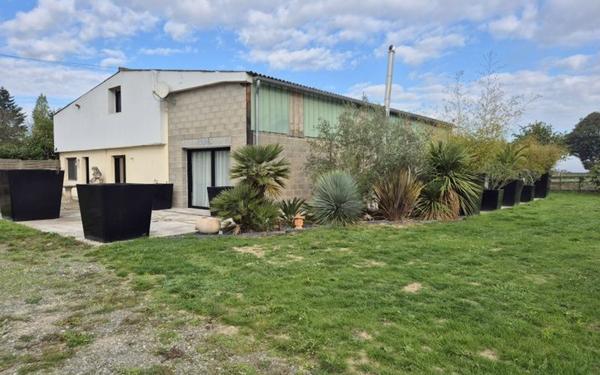 Maison à vendre    3 pièces •  La Selle-Craonnaise