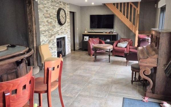 Maison à vendre    3 pièces •  La Selle-Craonnaise