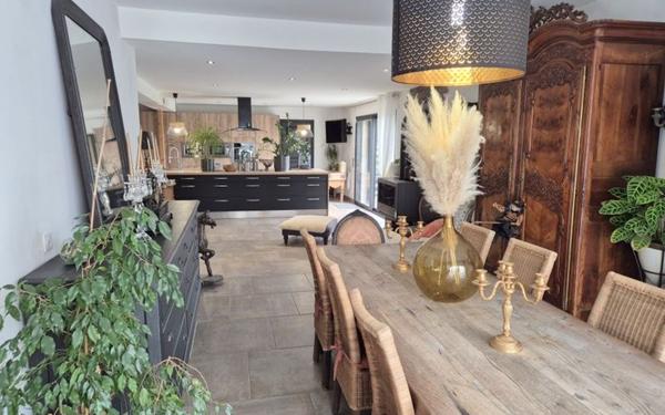 Maison à vendre    3 pièces •  La Selle-Craonnaise