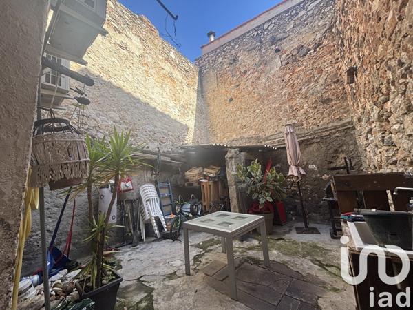 Maison 5 pièces de 110 m² à Estagel (66310)