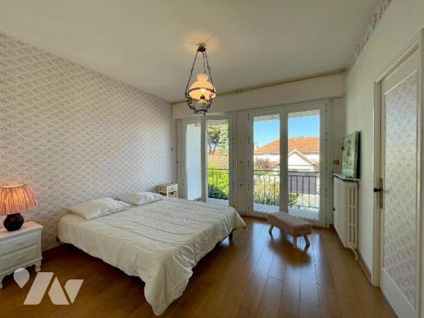 Quartier paisible, convivial et authentique, plutôt résidentiel  donnant accès à la plage d'Arè...