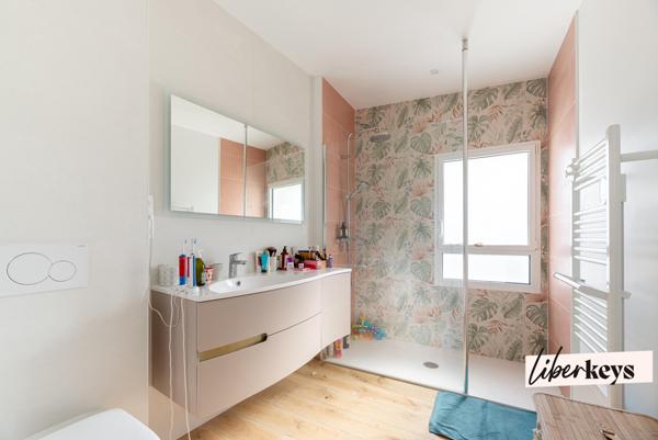 Maison familiale rénovée de 160 m² + garage de 40 m²