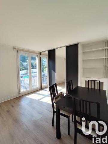 Appartement à vendre 2 pièces 48,11 m² Issy-les-Moulineaux