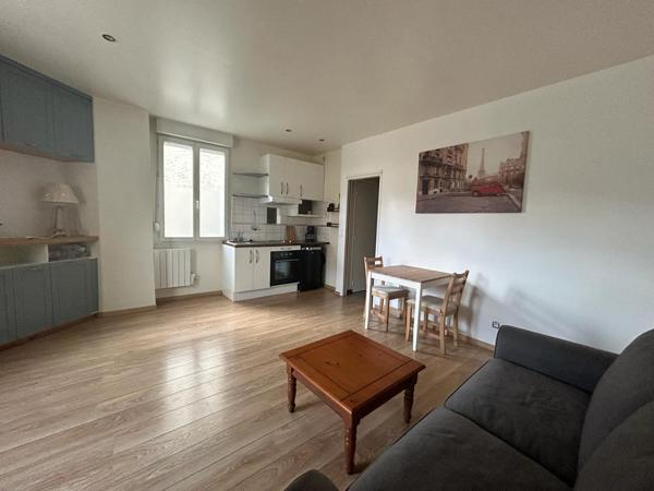 LOCATION d'un appartement T1 (28 m²) à EPONE