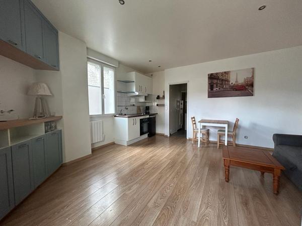 LOCATION d'un appartement T1 (28 m²) à EPONE