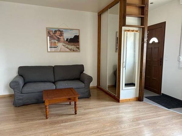 LOCATION d'un appartement T1 (28 m²) à EPONE