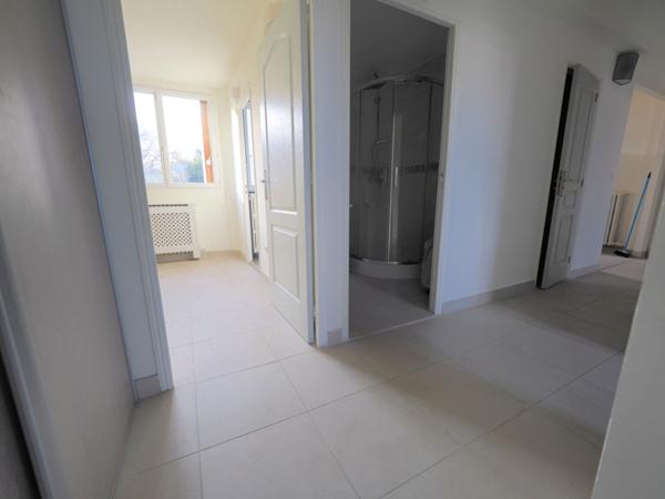 APPARTEMENT - 4 PIECES - NOISY LE SEC - 10 minutes du RER E