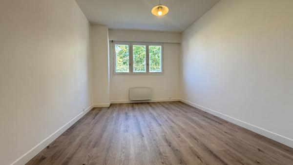 Maison 3 pièces  71 m² rénovée avec jardin