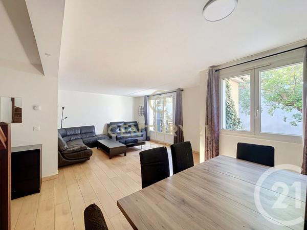 Maison à vendre  4 pièces - 93,36 m 2   NOISY LE GRAND  - 93