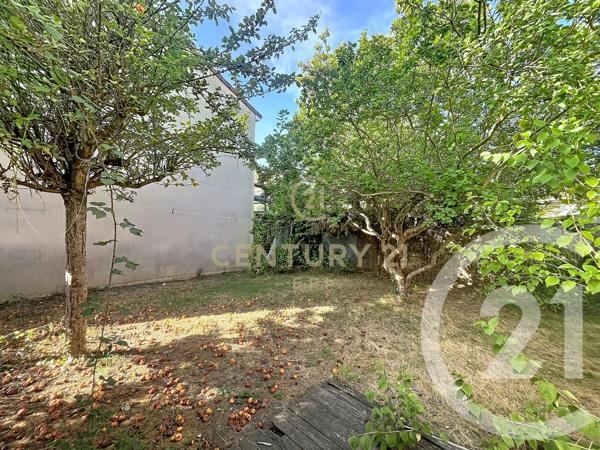 Maison à vendre  4 pièces - 93,36 m 2   NOISY LE GRAND  - 93
