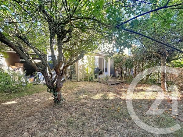 Maison à vendre  4 pièces - 93,36 m 2   NOISY LE GRAND  - 93