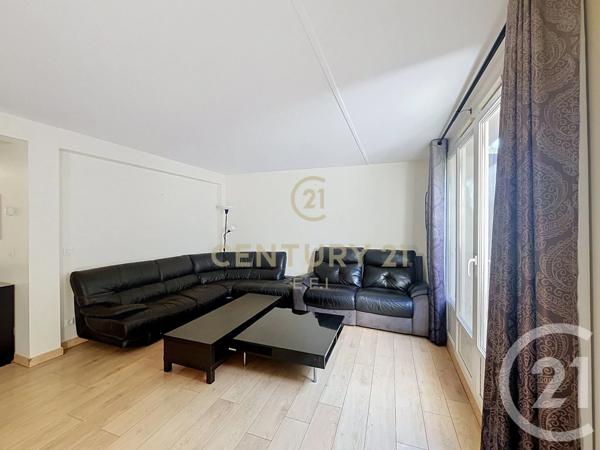 Maison à vendre  4 pièces - 93,36 m 2   NOISY LE GRAND  - 93