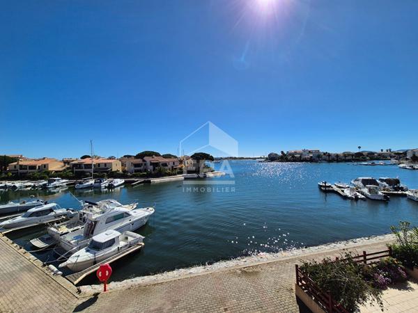 Saint-Cyprien "Marina Les Capellans" : Appartement 2 pièces + cabine + mezzanine + parking vue Marina à vendre
